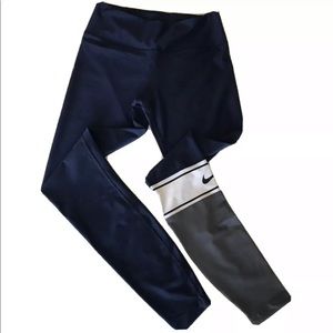 Small Women’s Nike Leggings
